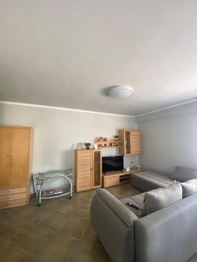 Saranda Relax Apartments ภายนอก รูปภาพ